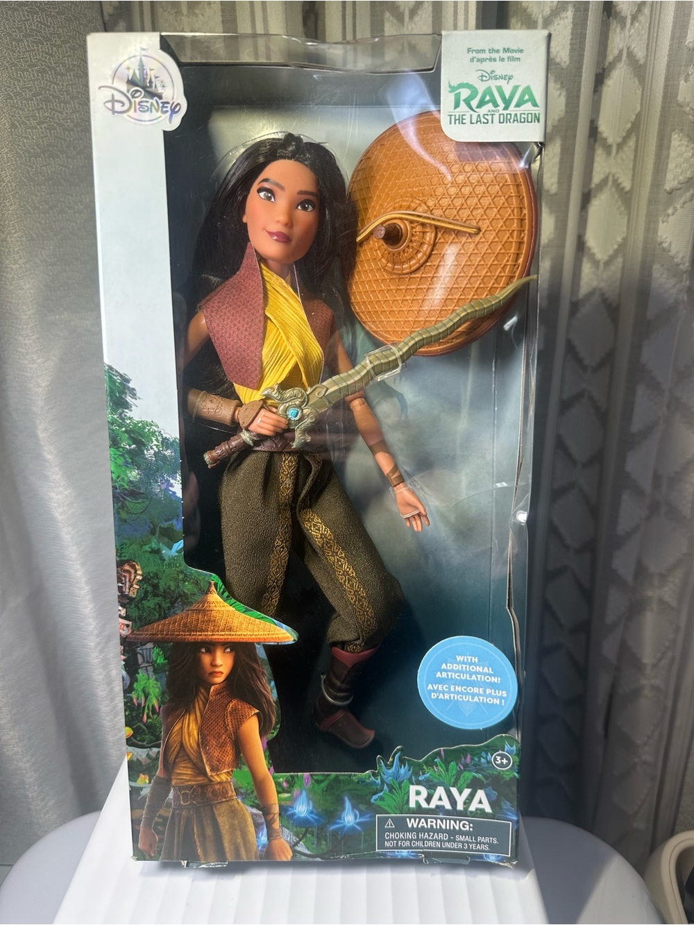 Disney Raya Action Doll in Brown, Yellow & Gold Outfit